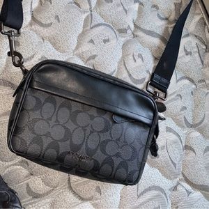 Like new coach bag